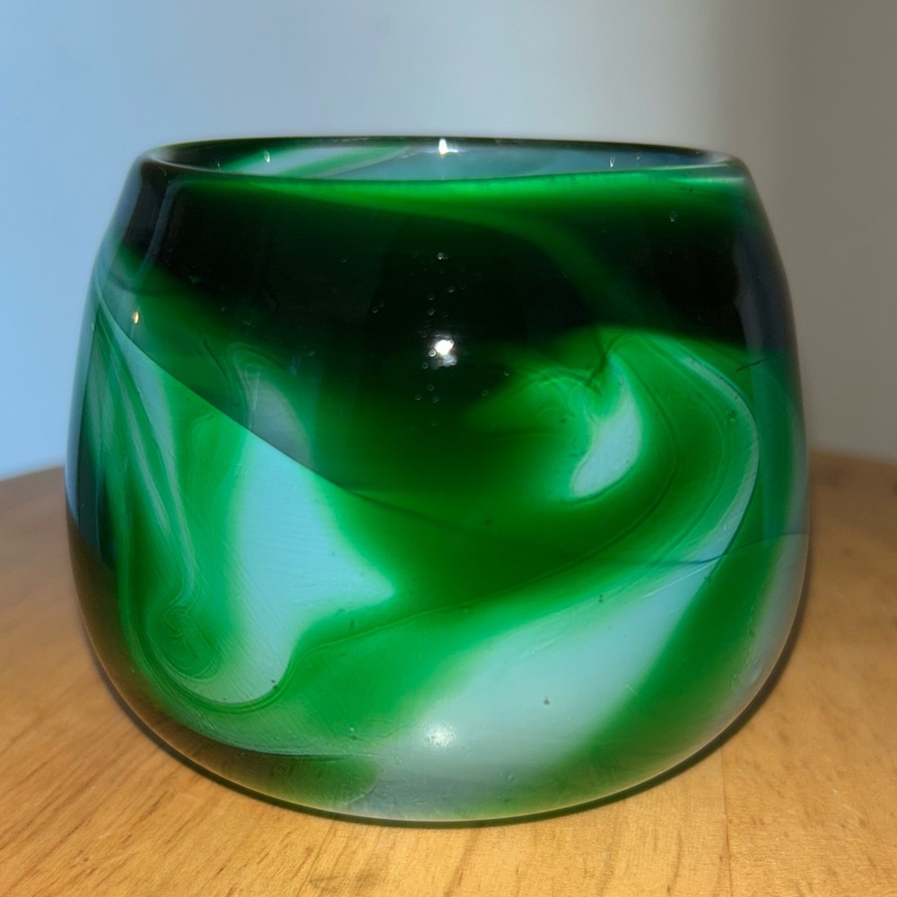 Mary Ellen Graham 2002 Signed Art Glass Votive Candle Dish Holder Swirl